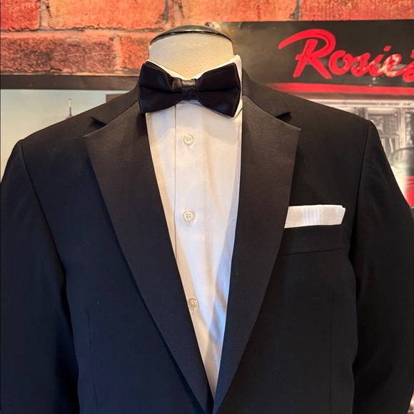 Tuxedo Club Black Coat